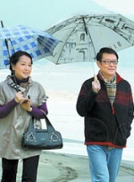 美女扒开尿口给男人看